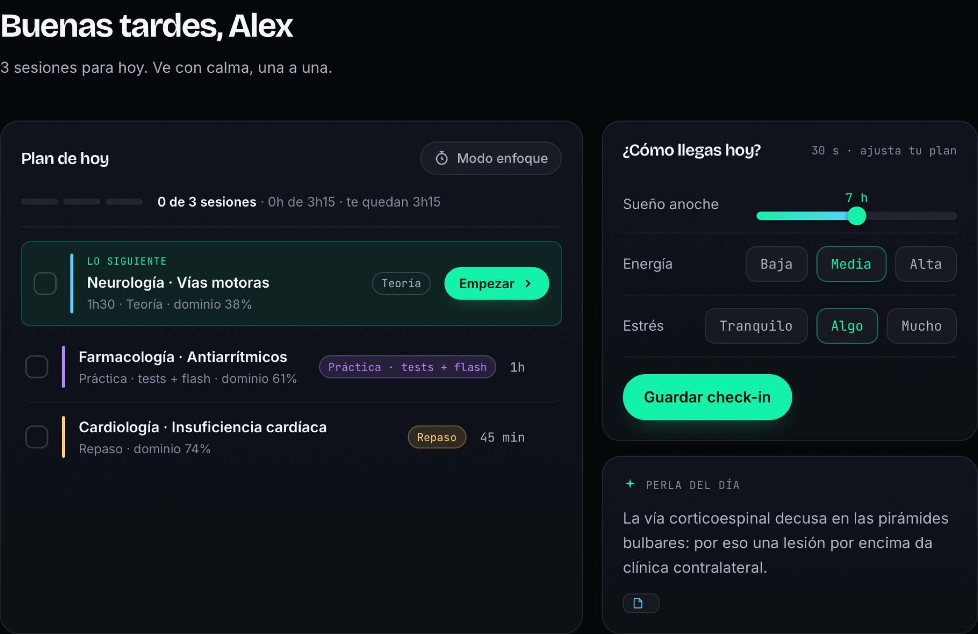 El inicio de ApexAI: el plan de hoy con tres sesiones —Neurología, Farmacología y Cardiología—, cada una con su método y su porcentaje de dominio, y el check-in de sueño, energía y estrés.